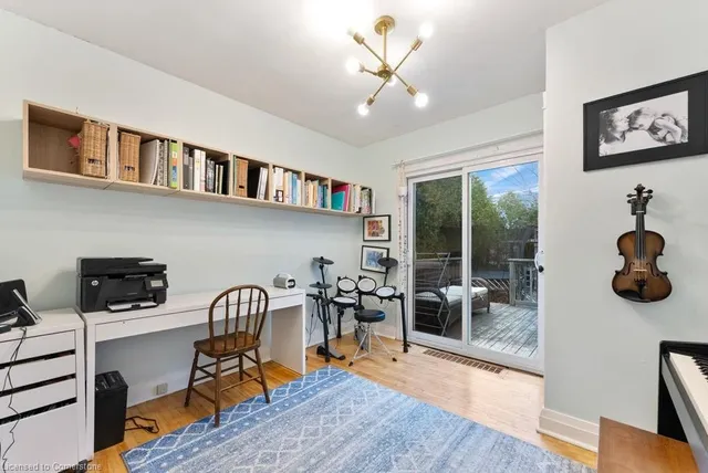 Additional image 13 of 174 Huxley Ave