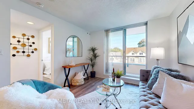 1765 Queen St Unit 306