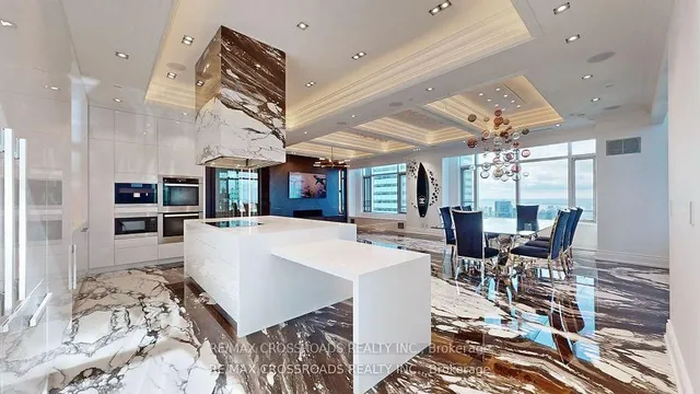 Additional image 8 of 311 Bay St Unit 4801