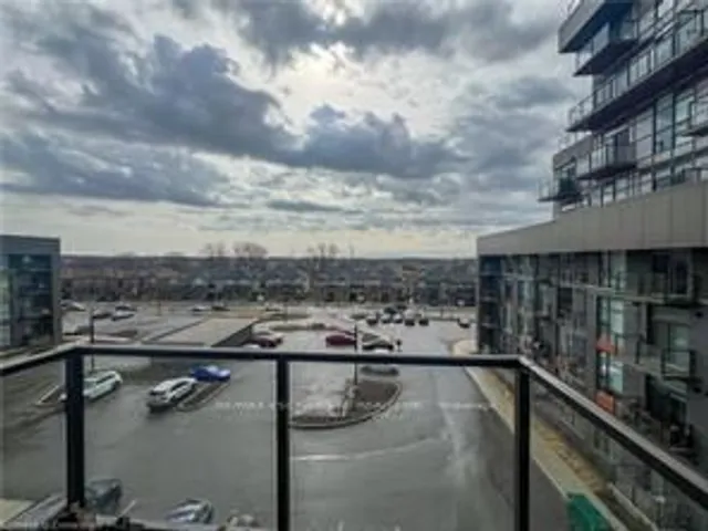 Additional image 17 of 450 Dundas St Unit 421