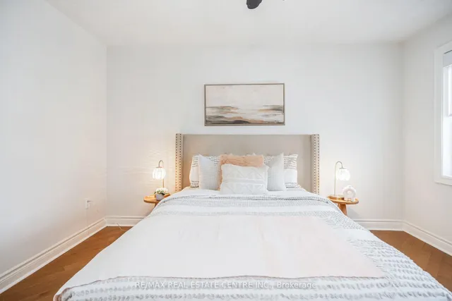 Additional image 29 of 41 Avalanche Cres