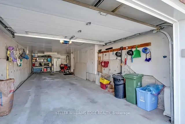 Additional image 46 of 58 Laurendale Ave