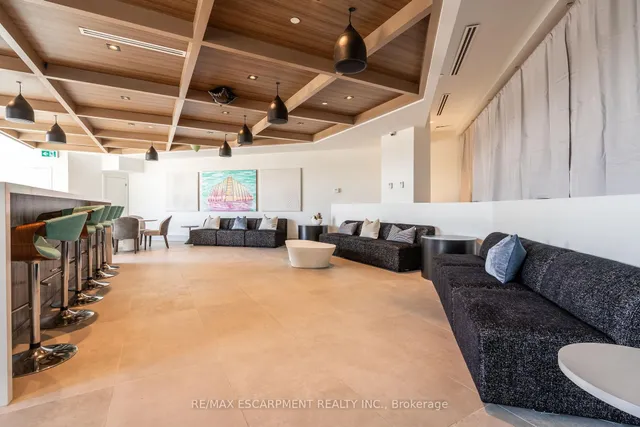 Additional image 35 of 600 North Service Rd Unit 613