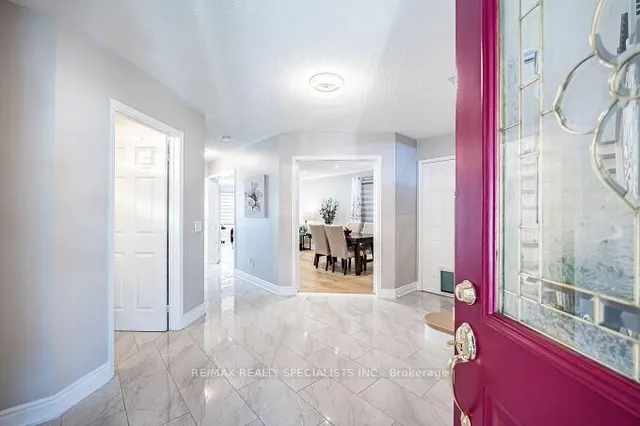 Additional image 38 of 6 Niles Crt