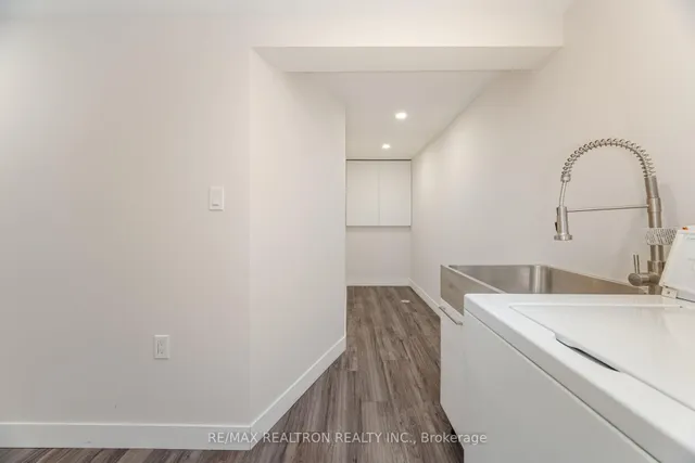 Additional image 43 of 86 Crendon Dr