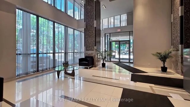 Additional image 4 of 26 Norton Ave Unit 1505