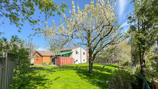 Additional image 40 of 16 Billington Cres