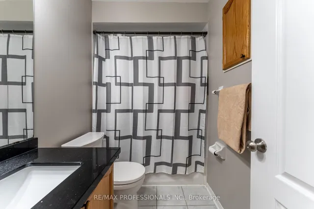 Additional image 16 of 96 Lake Louise Dr