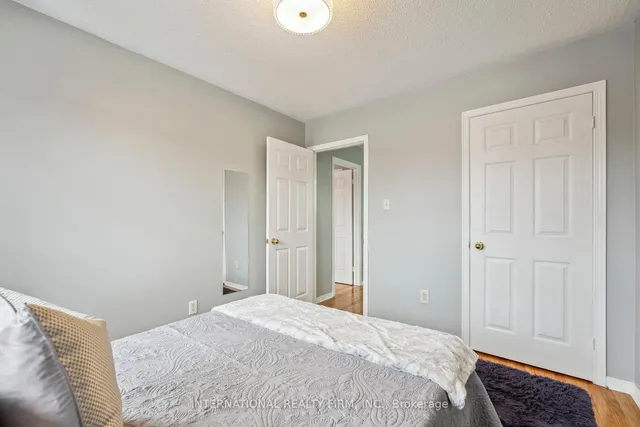 Additional image 30 of 20 Arid Ave