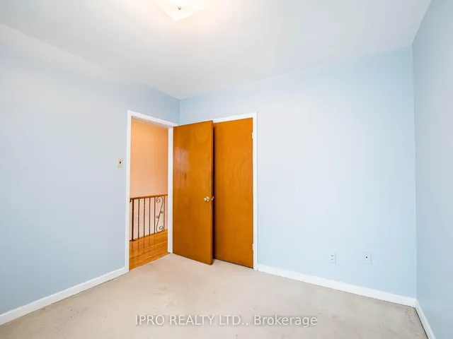 Additional image 32 of 43 Heman St