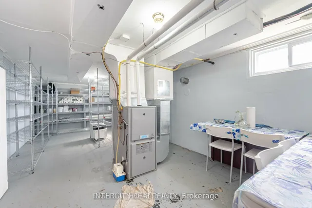 Additional image 26 of 231 Lawrence Ave