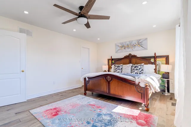 Additional image 19 of 54 Emmett Circ