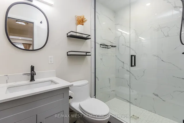 Additional image 16 of 377 Military Tr Unit 33