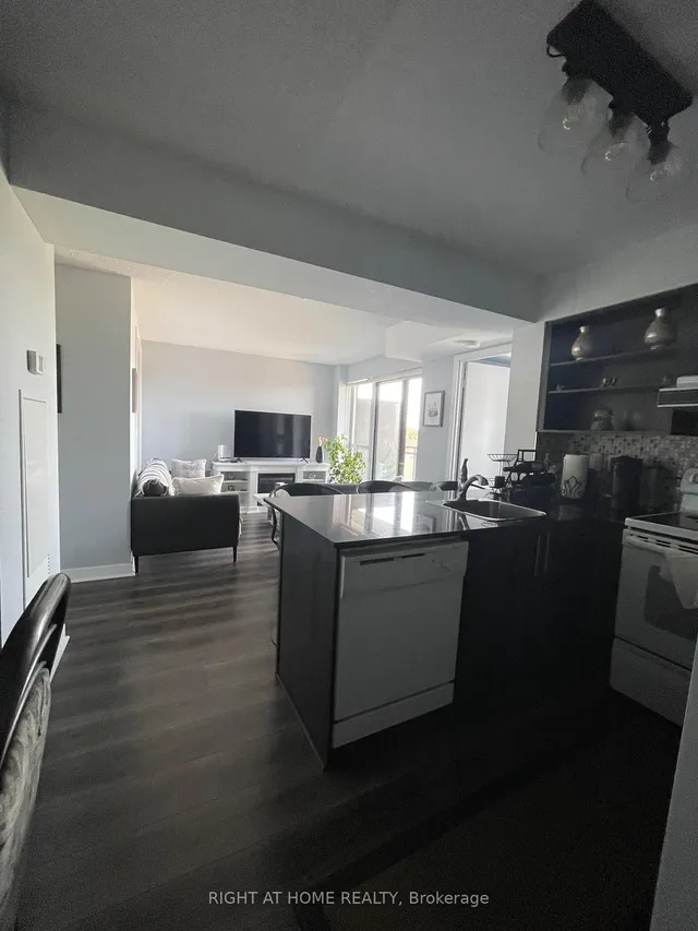 Additional image 20 of 120 Dallimore Circ Unit 628