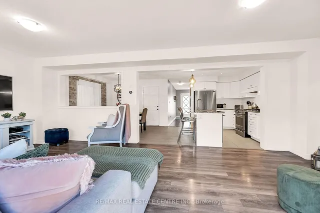 Additional image 19 of 18 Scarletwood St