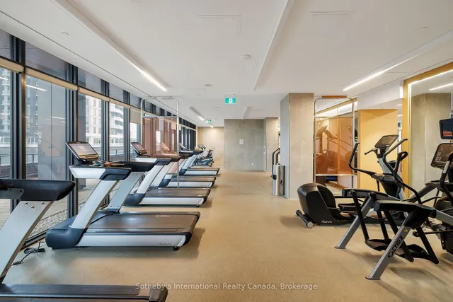 Additional image 30 of 19 Western Battery Rd Unit 2608