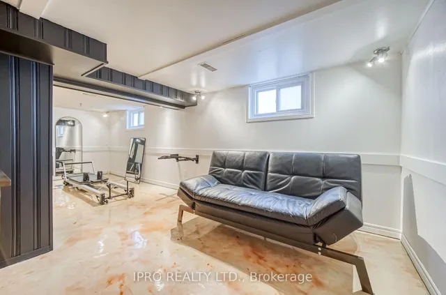 Additional image 30 of 92 Delma Dr