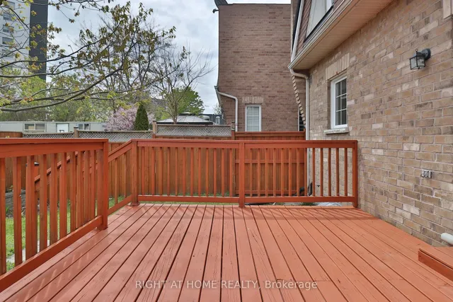 Additional image 20 of 72 Jeremiah Lane