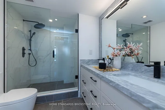 Additional image 24 of 66 Collier St Unit 9D