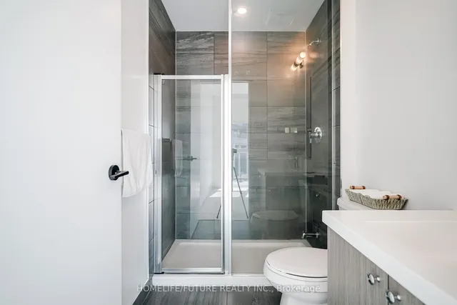 Additional image 15 of 60 George Butchart Dr Unit 718