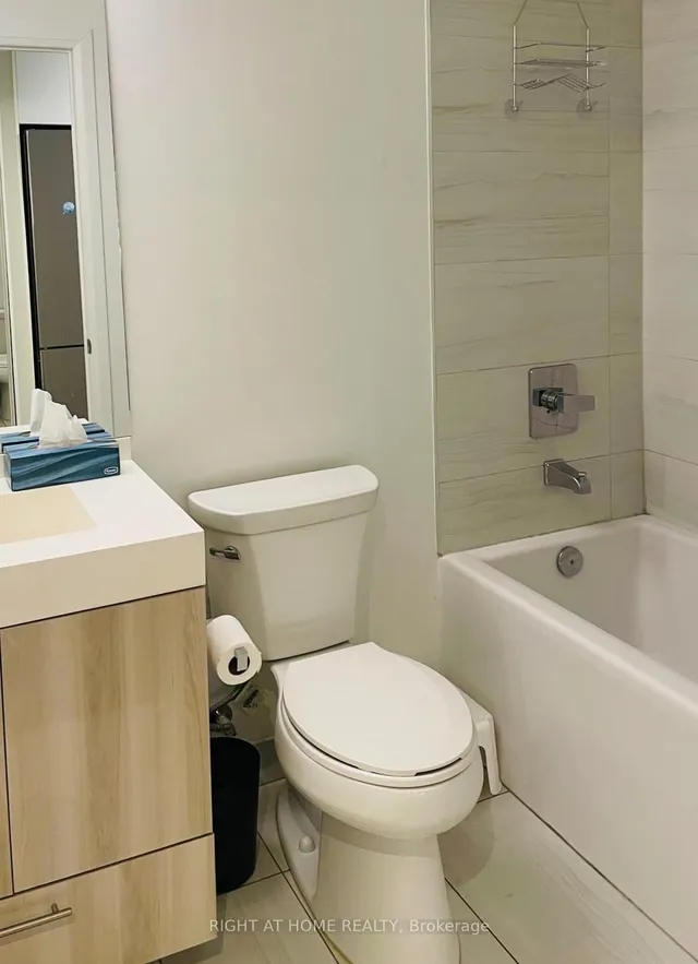 Additional image 10 of 251 Jarvis St Unit 501