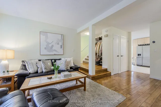 Additional image 5 of 2385 Woodward Ave Unit 33