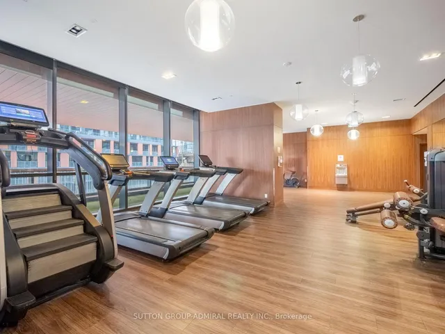 Additional image 26 of 19 Bathurst St Unit 706