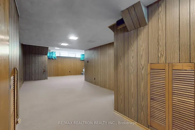 Additional image 21 of 4 Amulet St