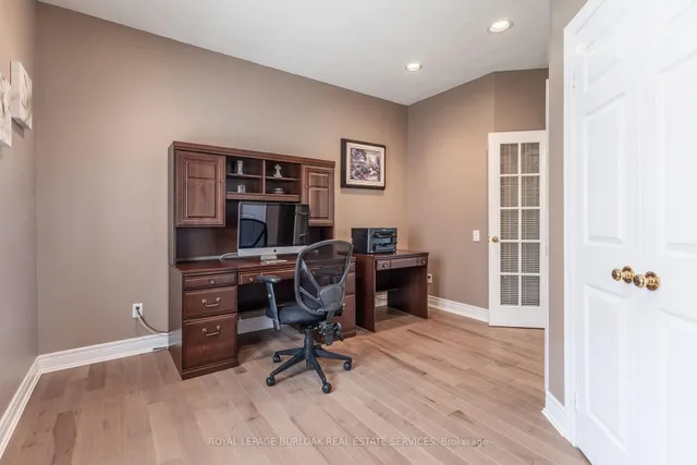 Additional image 26 of 2605 Armour Cres