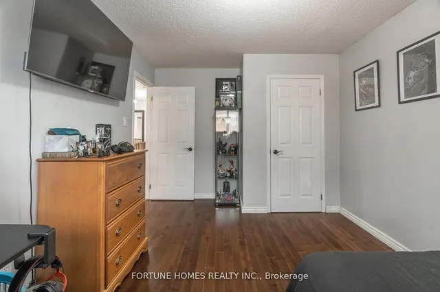 Additional image 32 of 14 Shadywood Rd