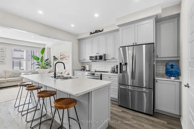 Additional image 20 of 975 Whitlock Ave Unit 23