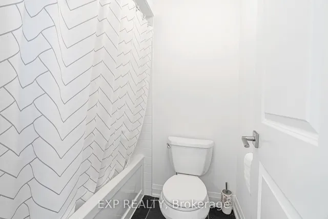 Additional image 31 of 85 Burnhamthorpe Rd