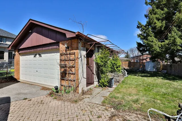 Additional image 20 of 8 Edison Circ