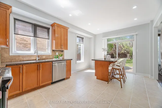 Additional image 10 of 69 Harbourtown Cres