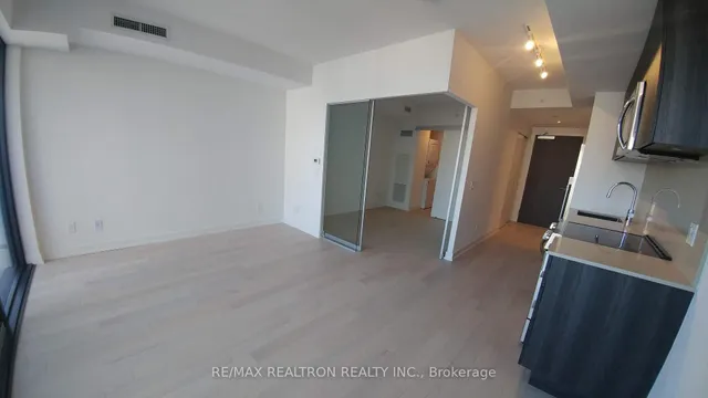 Additional image 12 of 25 Richmond St Unit 1414