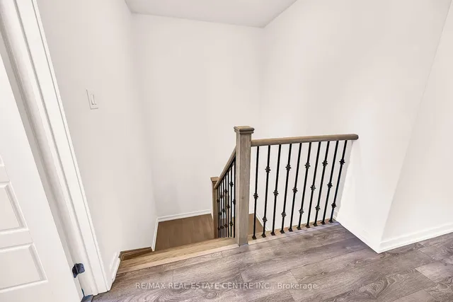 Additional image 32 of 18 Scarletwood St