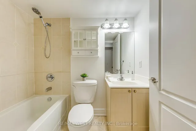 Additional image 23 of 2088 Lawrence Ave Unit 710