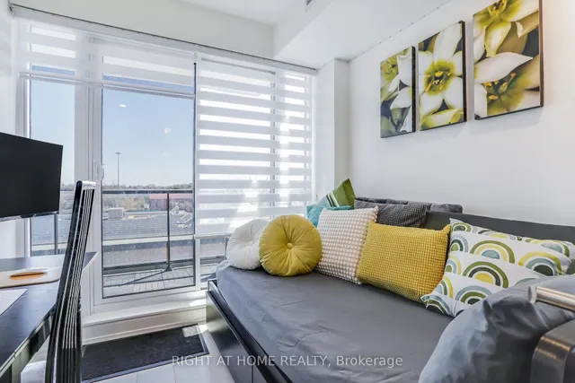 Additional image 13 of 31 Tippett Rd Unit 402