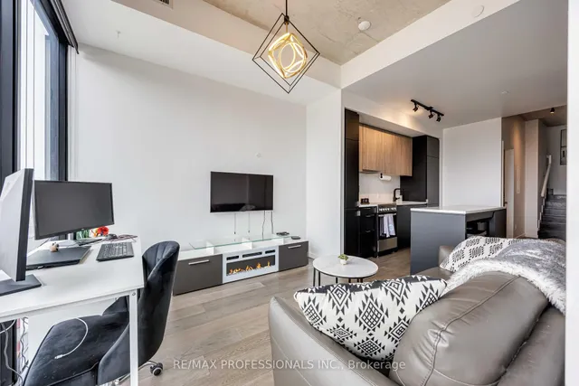 Additional image 8 of 7 Smith Cres Unit 803