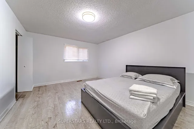 Additional image 12 of 23 Lord Sydenham Crt