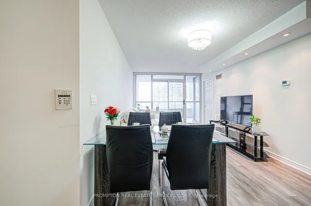 Additional image 6 of 23 Hollywood Ave Unit 2511