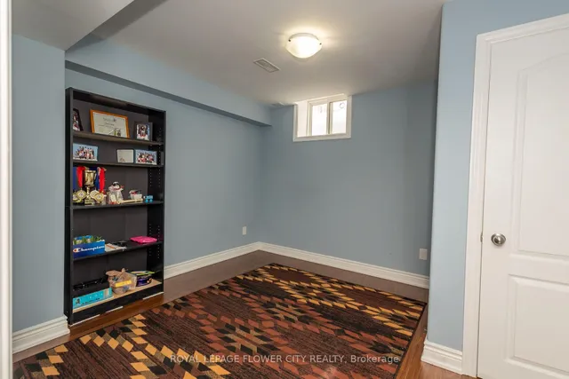 Additional image 39 of 8 Washburn Rd