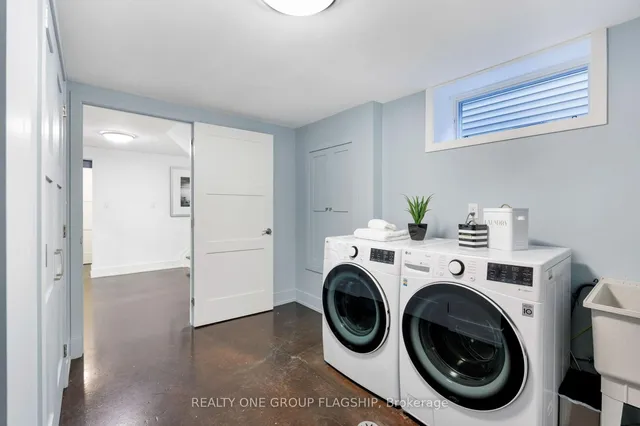 Additional image 48 of 69 Victoria Park Ave