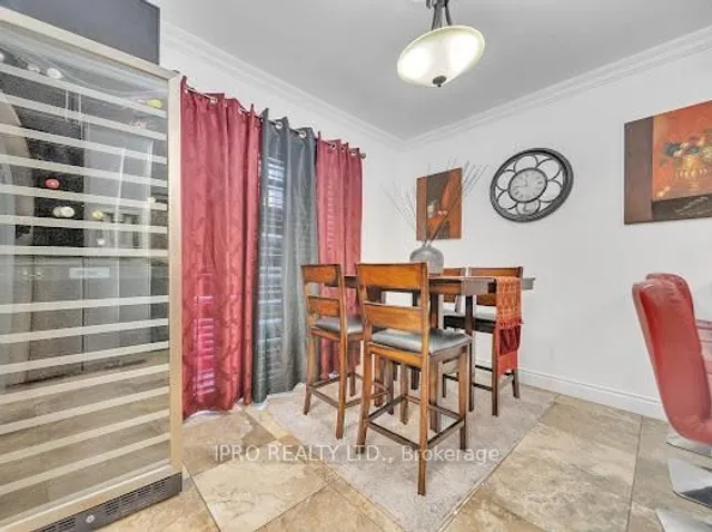 Additional image 18 of 21 Florence Dr