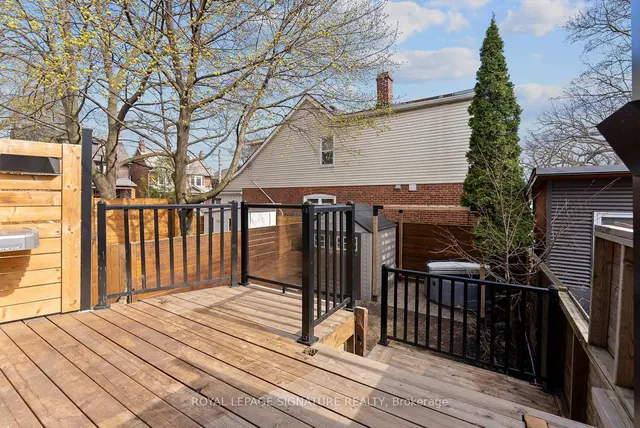 Additional image 36 of 2043 Gerrard St