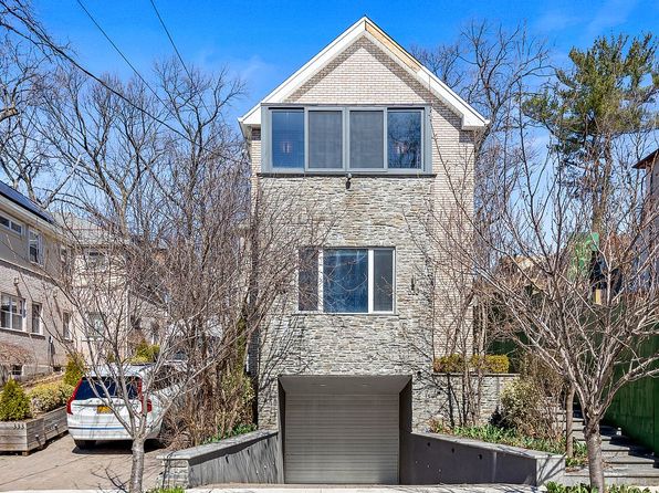 333 W 262nd St, Bronx, NY 10471