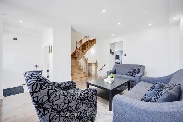 Additional image 11 of 79 Yellowknife Rd