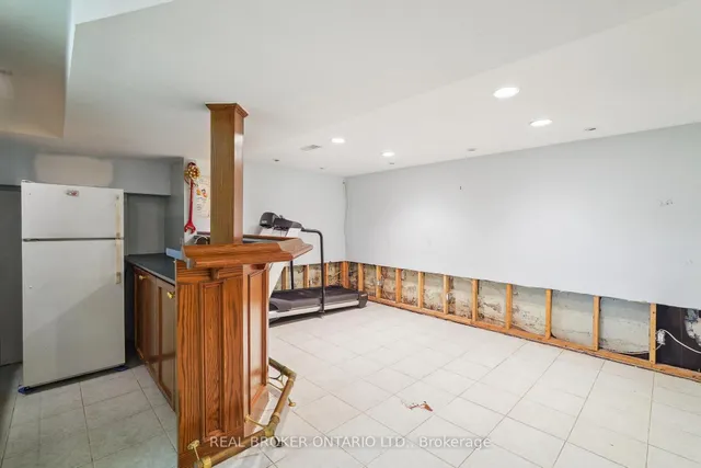 Additional image 21 of 38 Riverview Hts