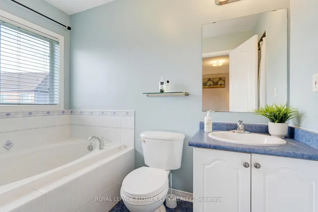 Additional image 25 of 770 Othello Crt Unit 68