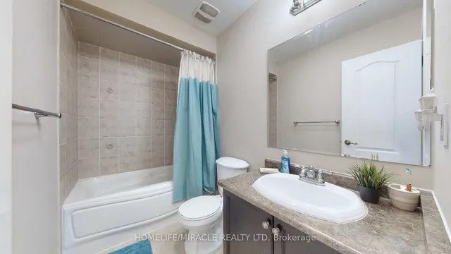 Additional image 28 of 33 Garryoaks Dr